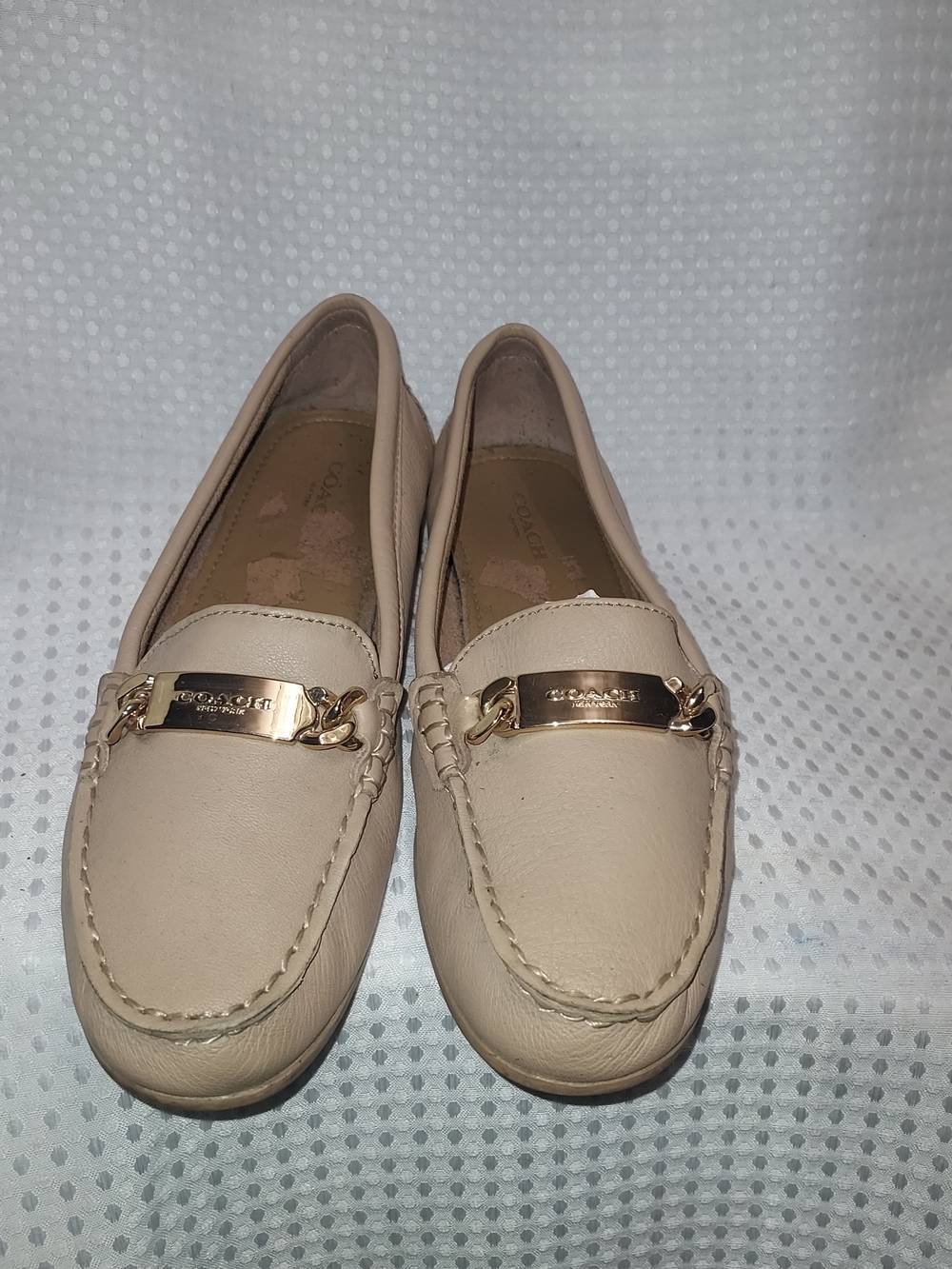 COACH Women’s Cream Leather Driving Loafers